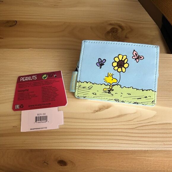 Loungefly Peanuts Snoopy and Woodstock Floral Sunflowers Cardholder NWT - Picture 2 of 4